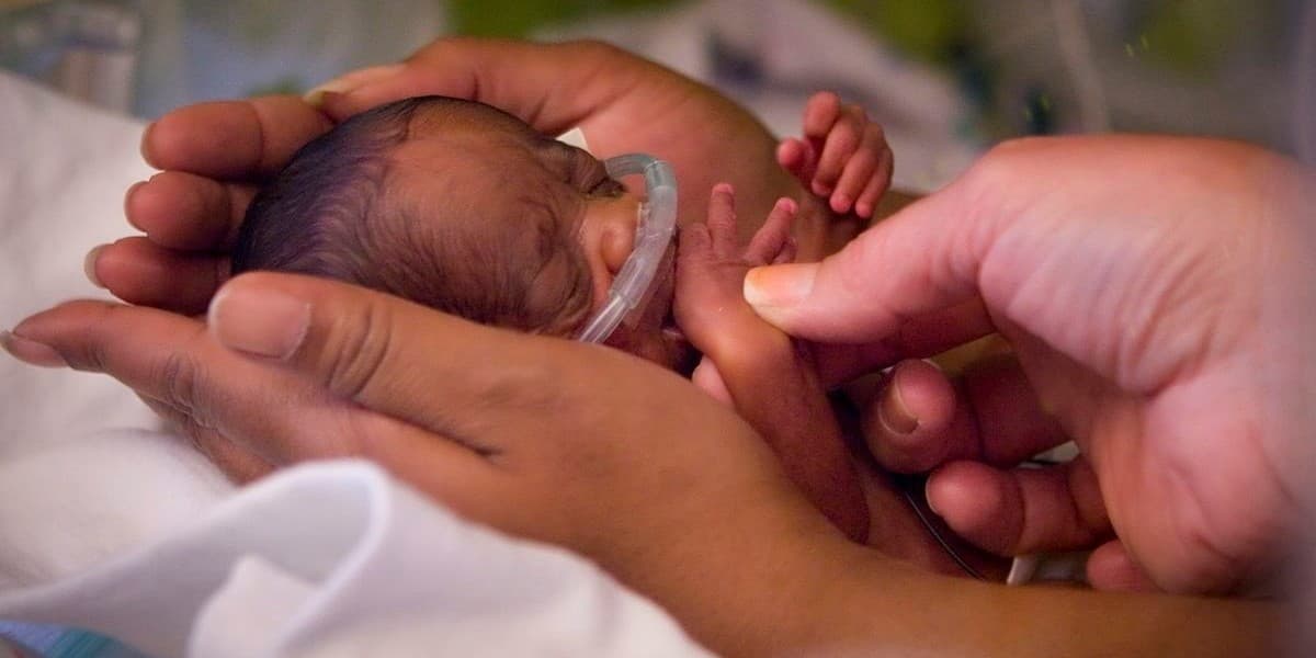 Neonatal ICU(5 bedded)